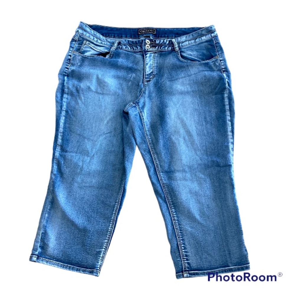 CATO Premium Denim Double Button Capri Jean